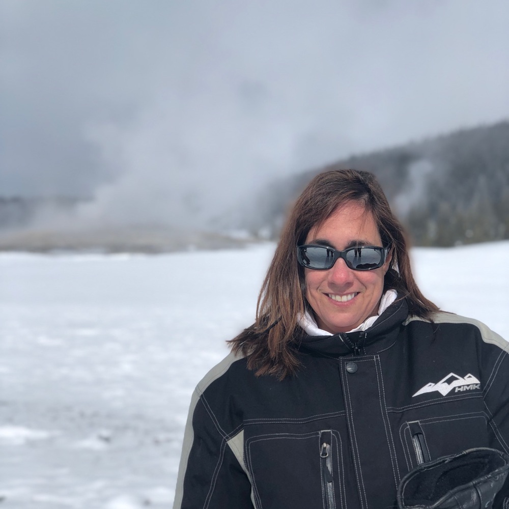 Meet your Posher, Elyse